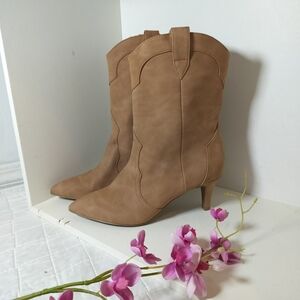 DV by Dolce Vita Tan Heeled Boots